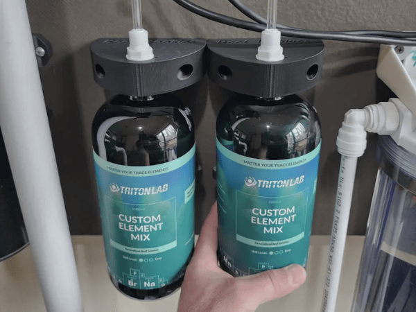 Master Your Trace And Macro Elements Mix Bottle applied on tank